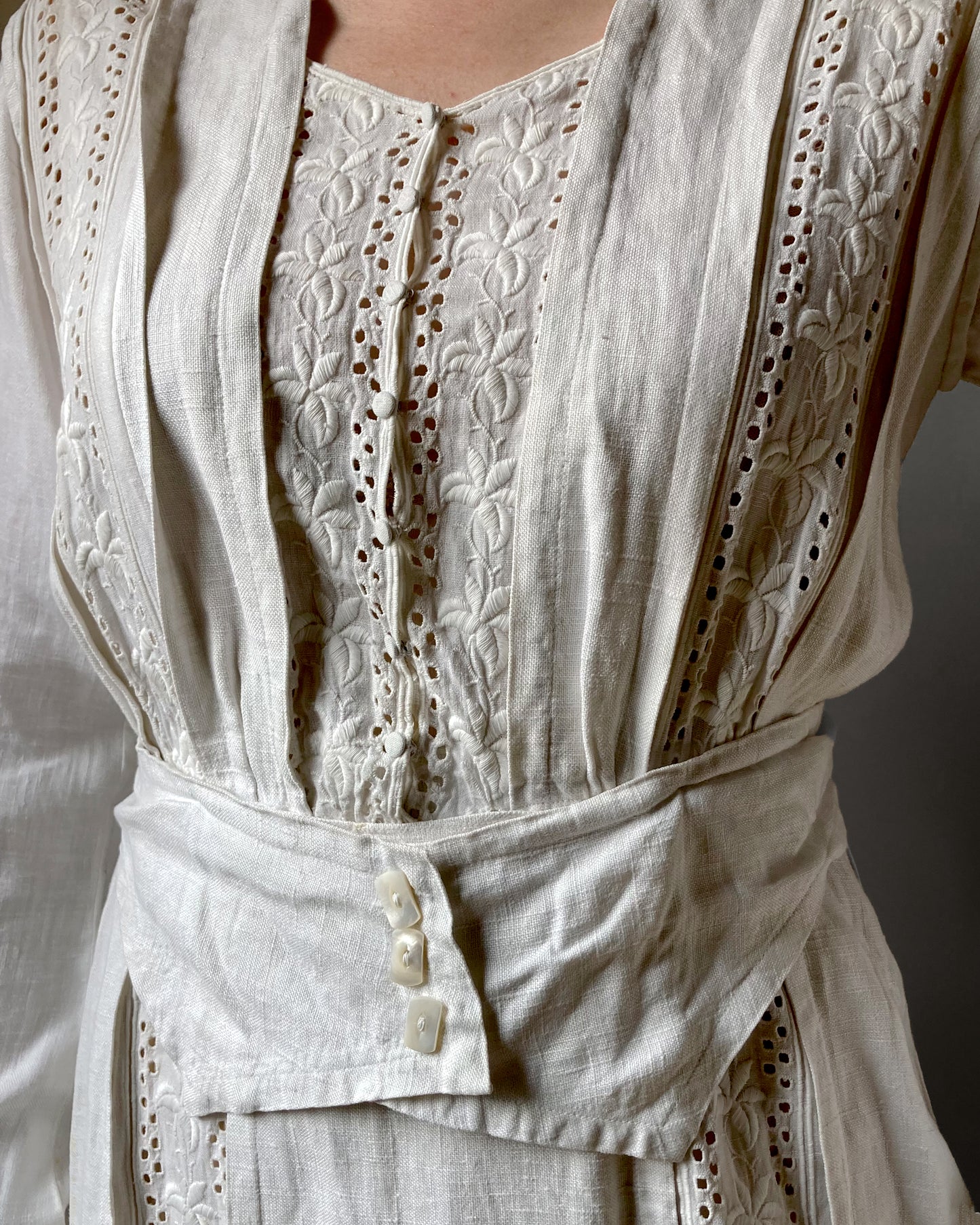 Edwardian Linen Tea Dress–S