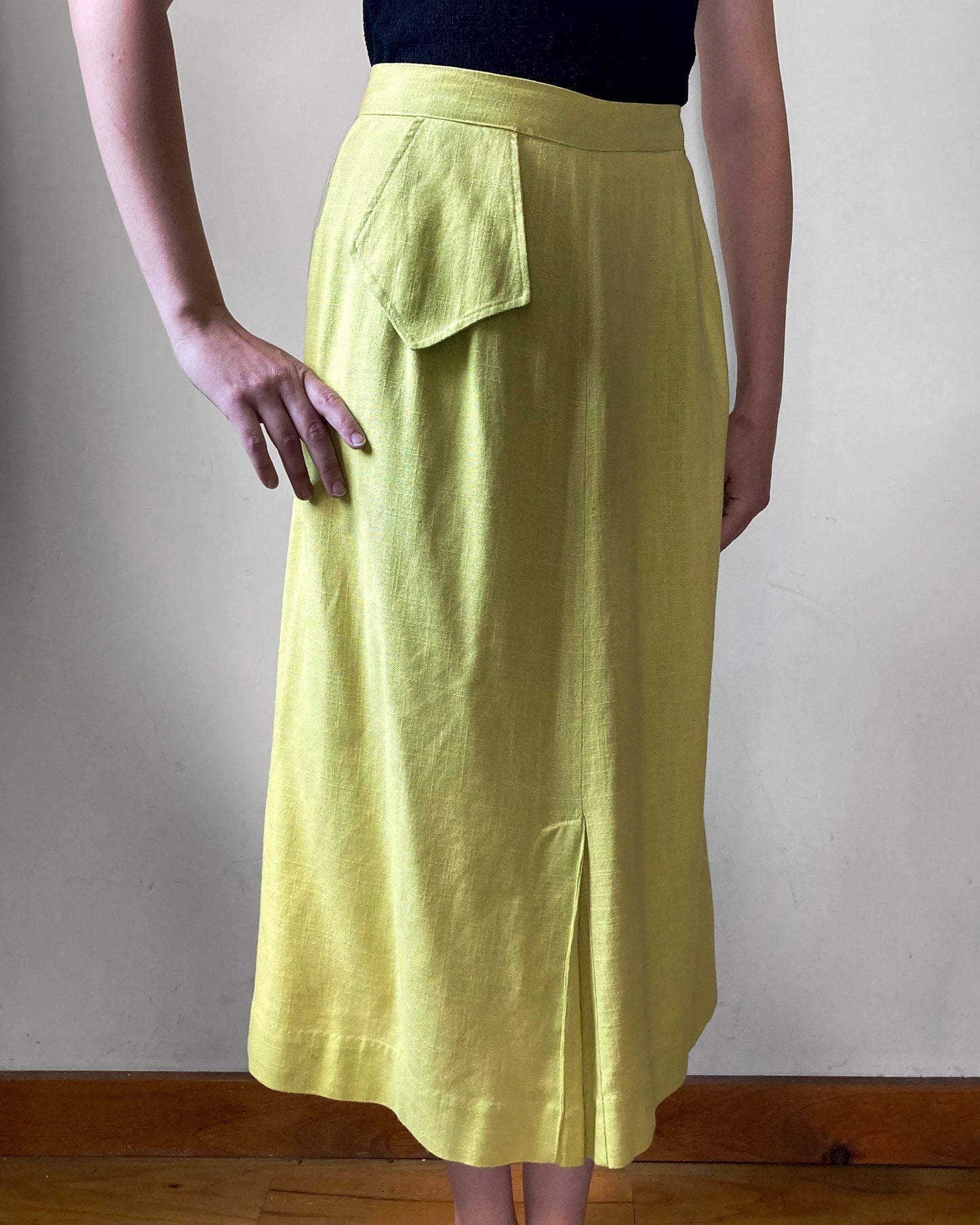 1940s Celery Green Linen Suit–S